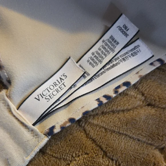 Leopard Print Women's Bra - Picture 2 of 4